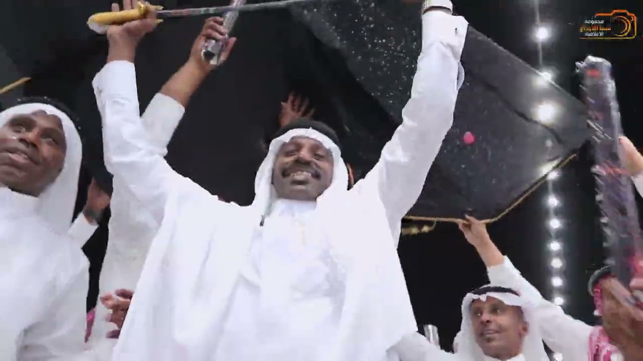 غناء حاتم اسلم [ دهني ورد ودهني عود زفـــة العريس] حفل زواج الشاب حسين بن أحمد ال برشان (الساحر)