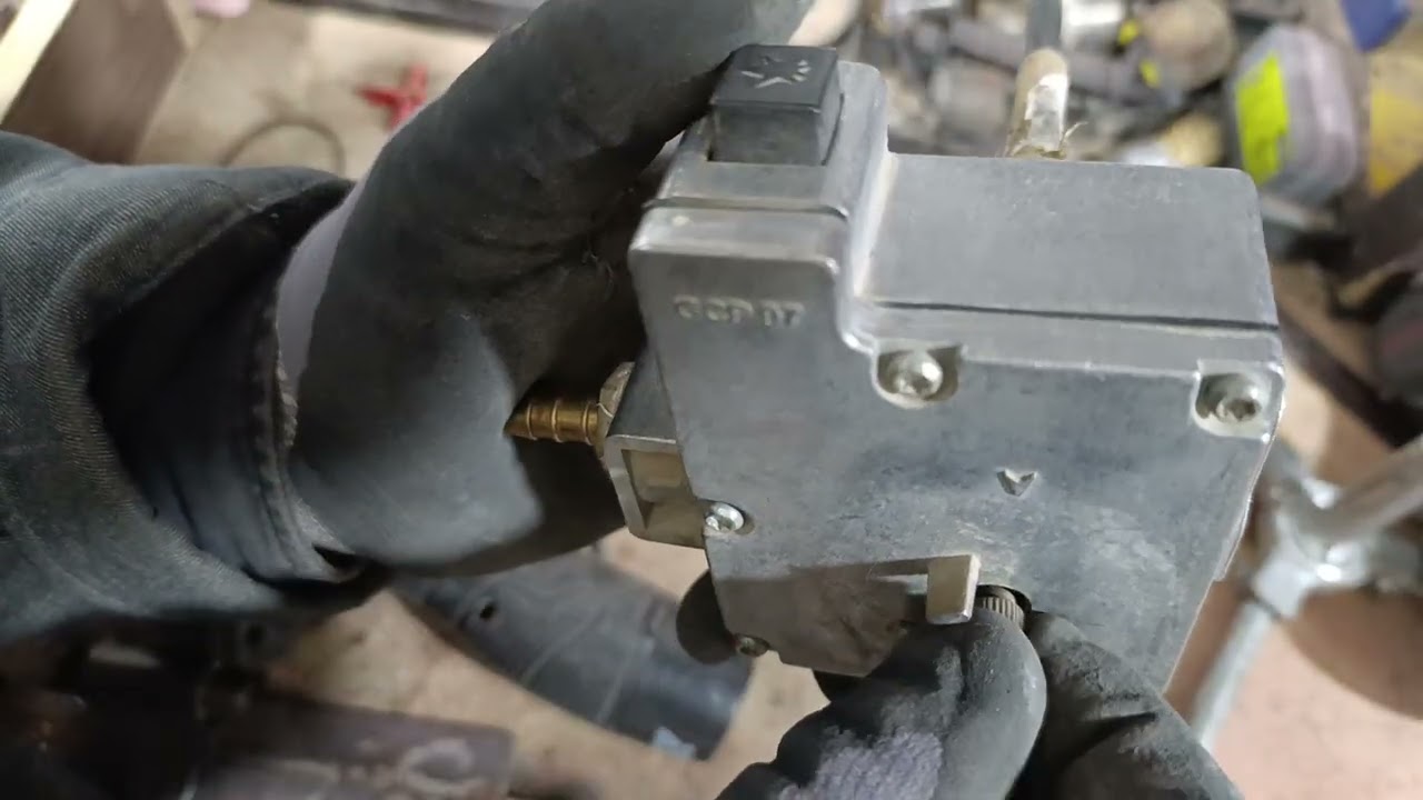 تعمیروتنظیم ولوم رگلاتورگازابگرمکن ایستاده از روی ولوم اصلی رگلاتور