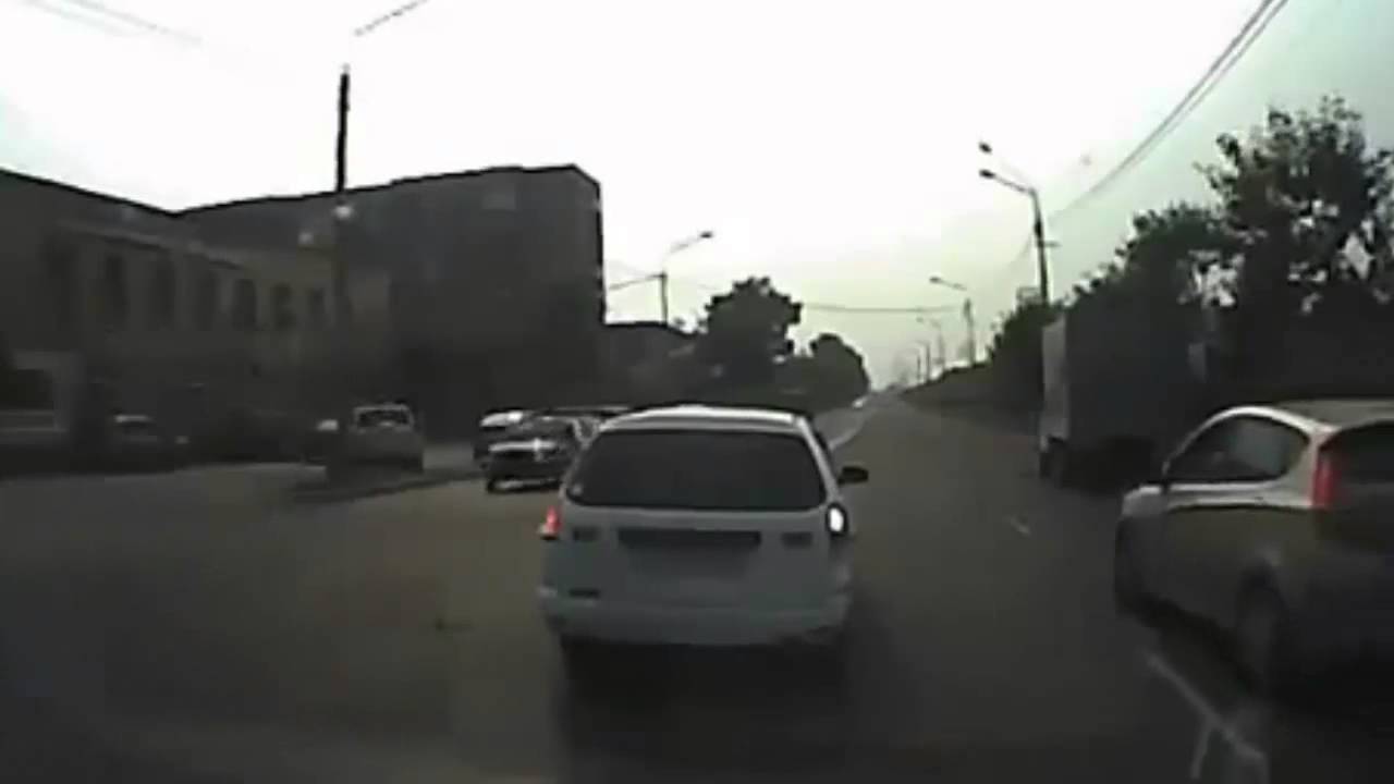 Опасная маршрутка газель - YouTube