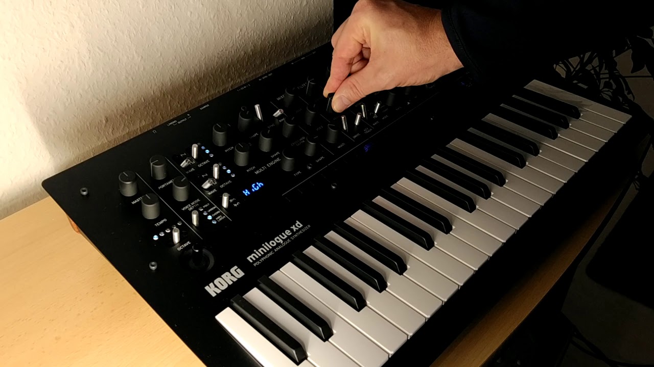 Korg Minilogue XD - Dirty 303 Bass Sound 🤘🏼 - YouTube