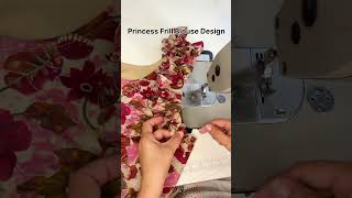 “સ્ટાઇલિશ ફ્રિલ સ્લીવ બ્લાઉઝ ડિઝાઇન 🌸”#blousedesign #designerblouse #frillsleeve #stitching