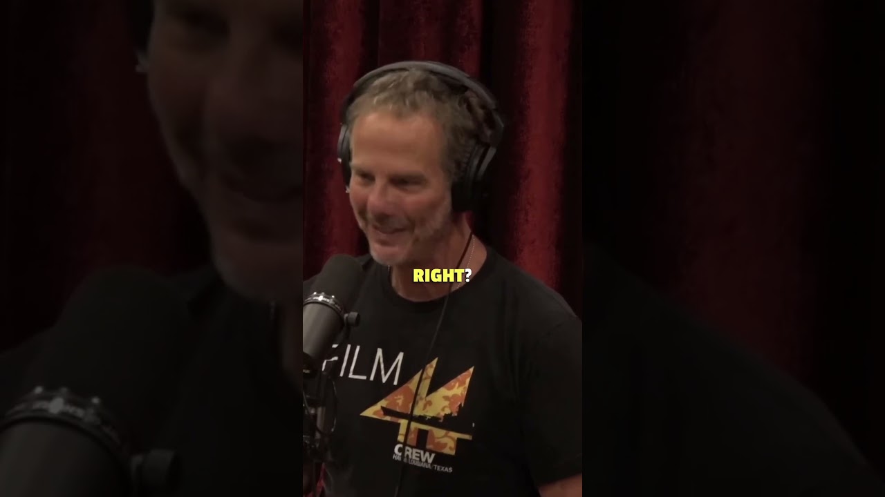 Peter Berg went to Area 51 while on Mushrooms | Joe Rogan 