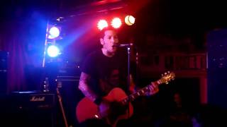 MxPx - Summer Of 69 (Acoustic)