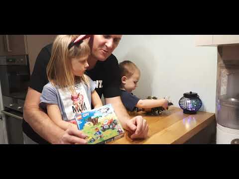 Конструктор LEGO City Спасательный вездеход для зверей 74 детали (60300)