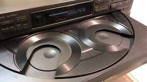 Vintage Technics SL-PD847 5 Disc CD Player