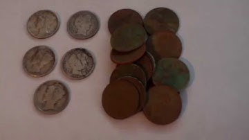 Metal Detecting deep silver live digs in old ball field using Minelab E-trac #42