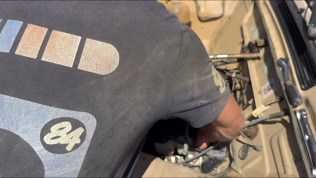 Changer le maître cylindre de sa 4l