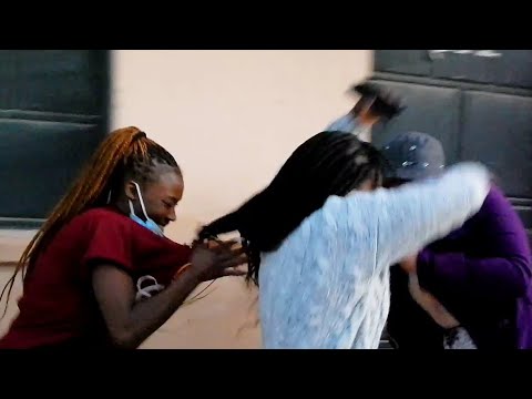 Video: Wacha Mama Yangu Anitafute Kwa Njia Zote