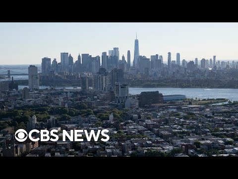 Antisemitic graffiti found across Queens, New York