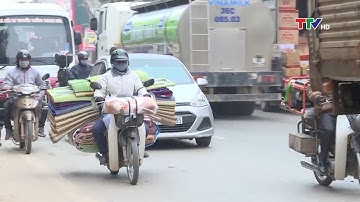 Chở hàng hóa cồng kềnh tiềm ẩn nguy cơ mất ATGT | PTTH Thanh Hóa