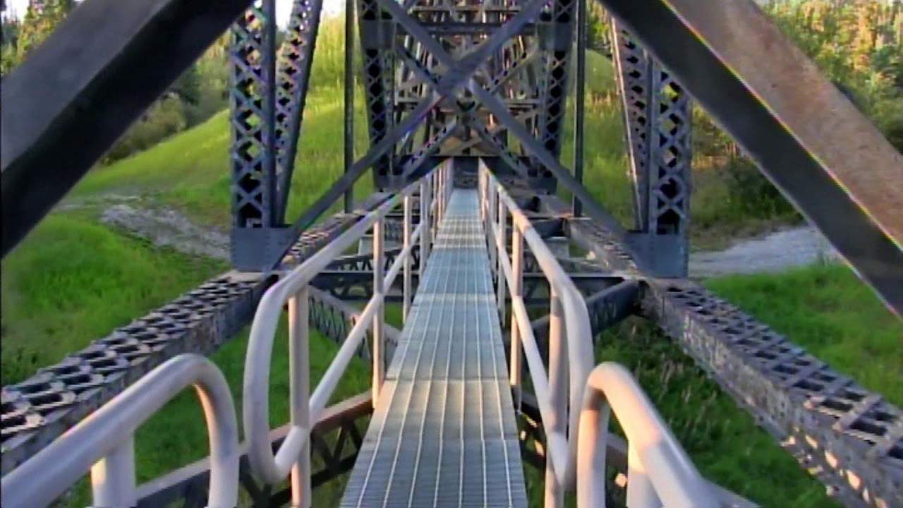 Exploring the massive 109 year old CR&NW Kuskulana railway bridge