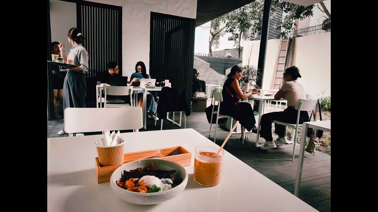 Outdoor Focus: Laptop Sounds & Distant City Hum at Miyama - The Garden