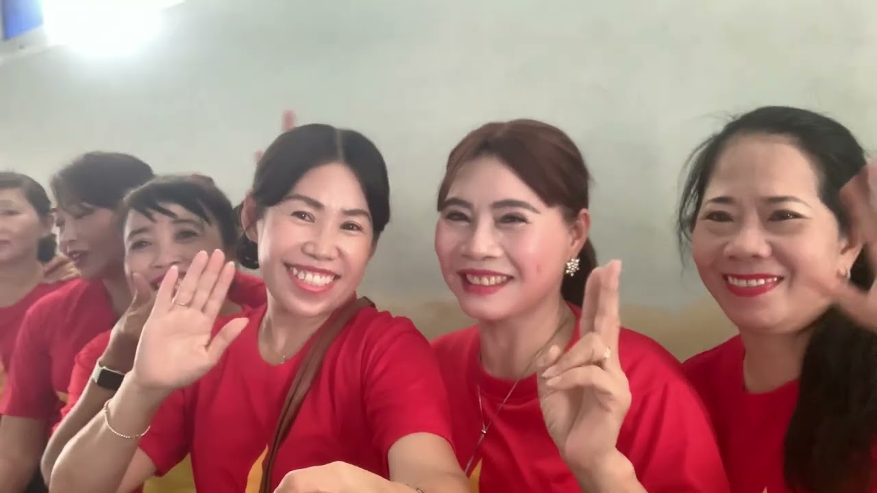 Nhóm Vũ Điệu Biển tham dự Hội thao đồng diễn - Dân vũ phường Nha Trang, chào mừng 8/3