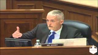 Trey slams DHS it's a no brainer "literally !" watch this lady's dumbfounded look !!! Wealth