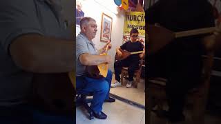 Uzun İnce Bir Yoldayım