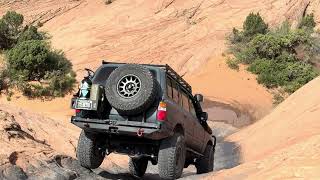 80 Series Land Cruiser descending entry to Hell's Gate