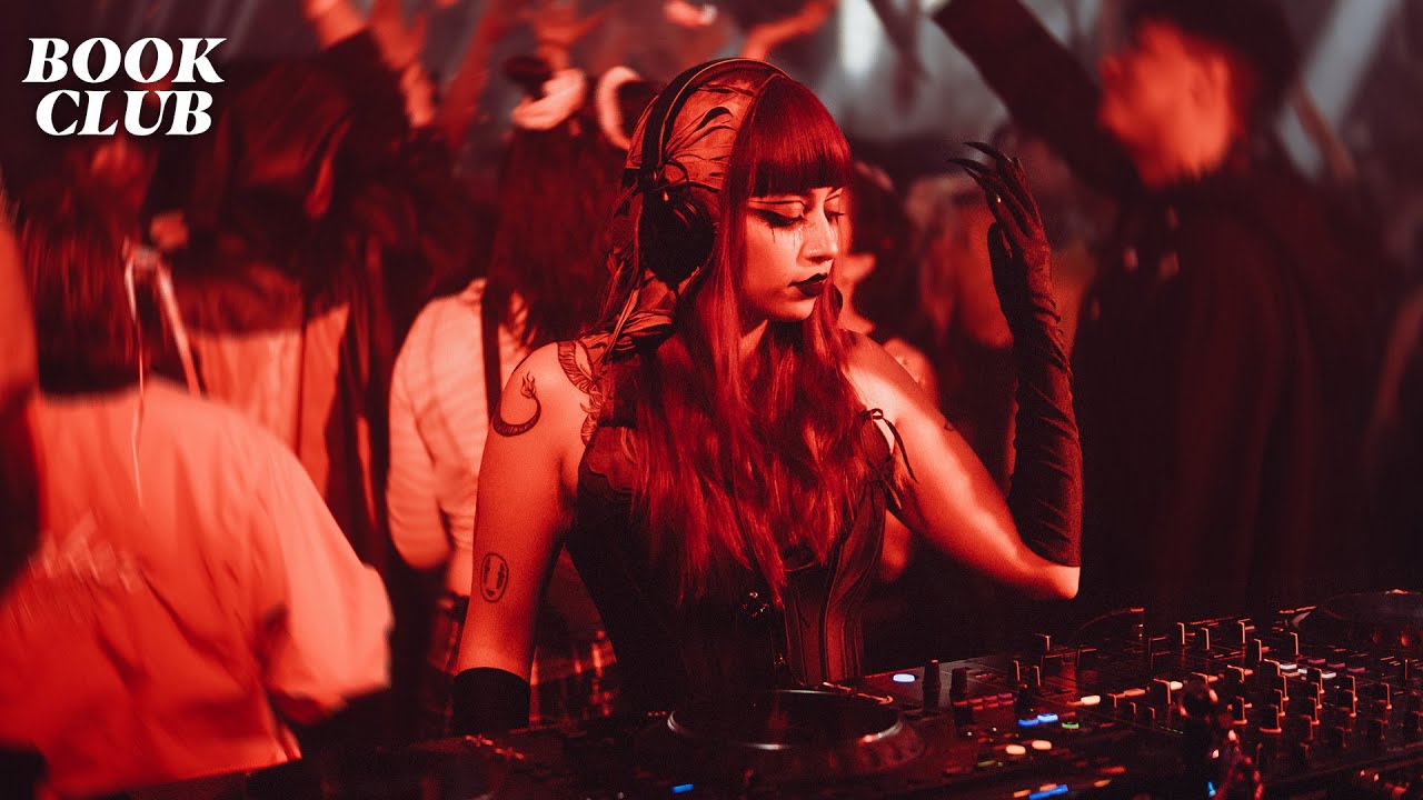 邦楽 zone the darkness creation mixed by DJ Dark Synthwave Mix in a Brooklyn Warehouse | Tinzo - YouTube