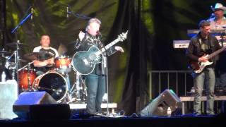 Joe-Joe-Joe Diffie playing Jason Aldean's '1994' song at the Boothill Jamboree