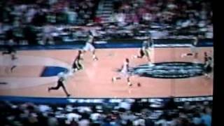 Durrell Summers facial dunk