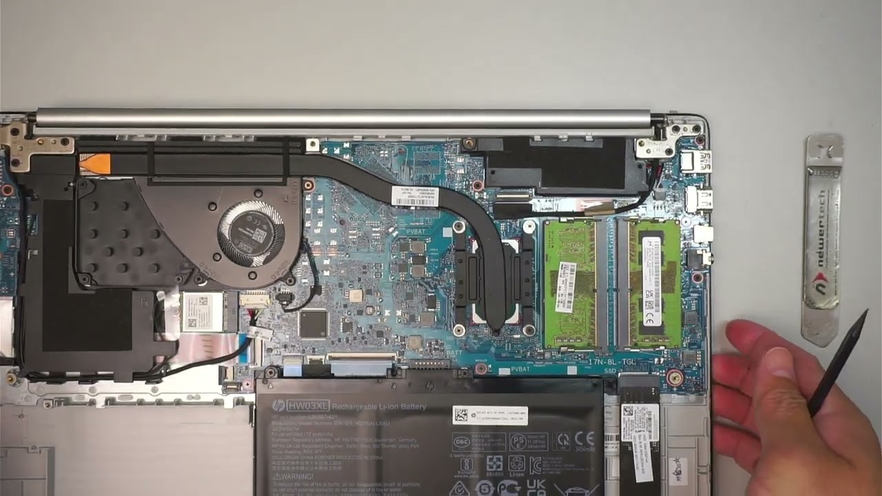 HP 17t cn000 Upgrade M2 SSD - YouTube