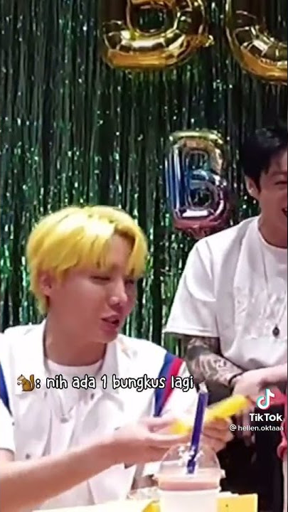 Tingkah Lucu Anggota BTS kepada Taehyung dengan Rambut Keriting