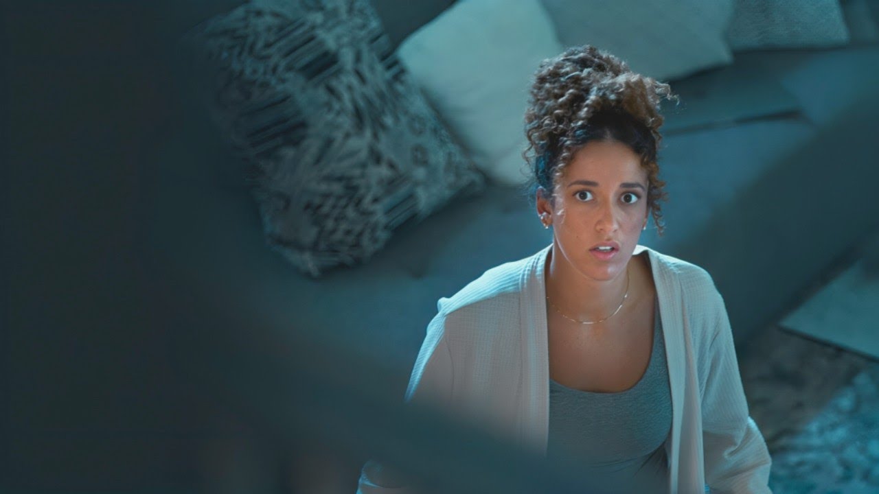 بتصحي من نومها بتلاقي جـ ـثة جنبها ومش بتكون فاكرة حاجة عنها وبتتصدم من الحقيقة / ملخص فيلم 