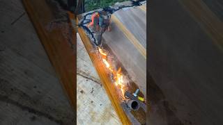 Shocking a border on a gun rack #woodworker #woodworking #fractalburning #epoxy #resin #maker