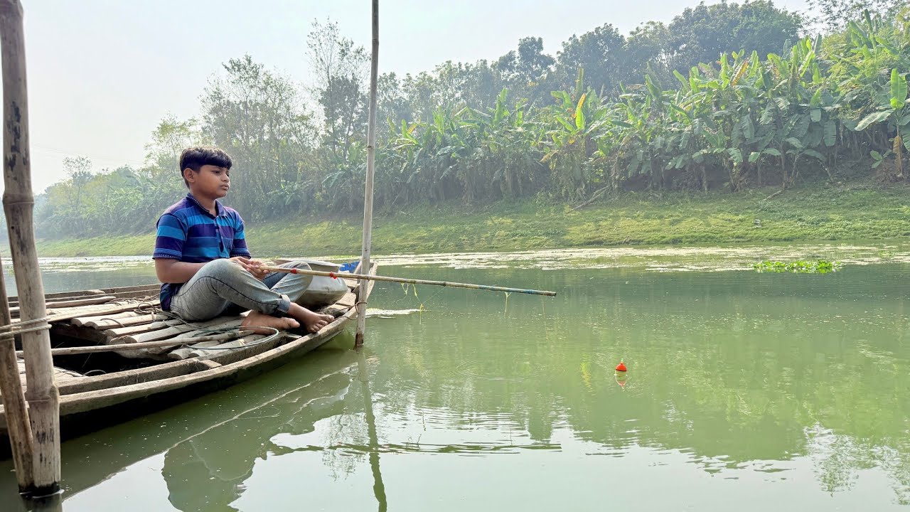 Unbelievable Fishing Video || Traditional Boy Catching Big Fish With Hook By Beautiful Nature