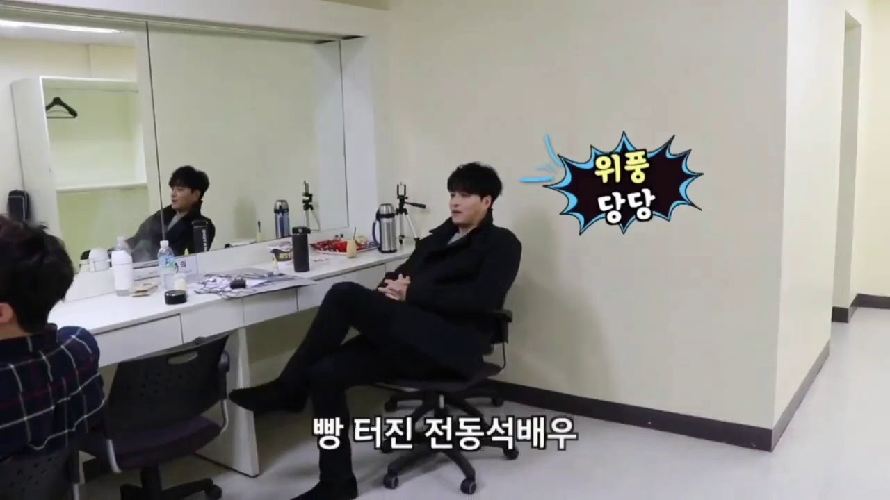 [전동석, 민우혁] ???: 들어간 척 하지 마라