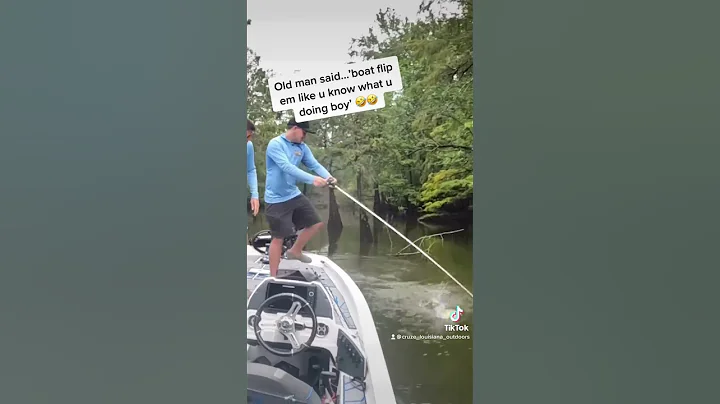 Boat Flip that fish boy!  😁 #shorts #fishing #bassfishing - DayDayNews