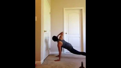 Deep lunge w/rotation