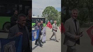 Şehitlere saygı korteji bayrak yürüyüşü