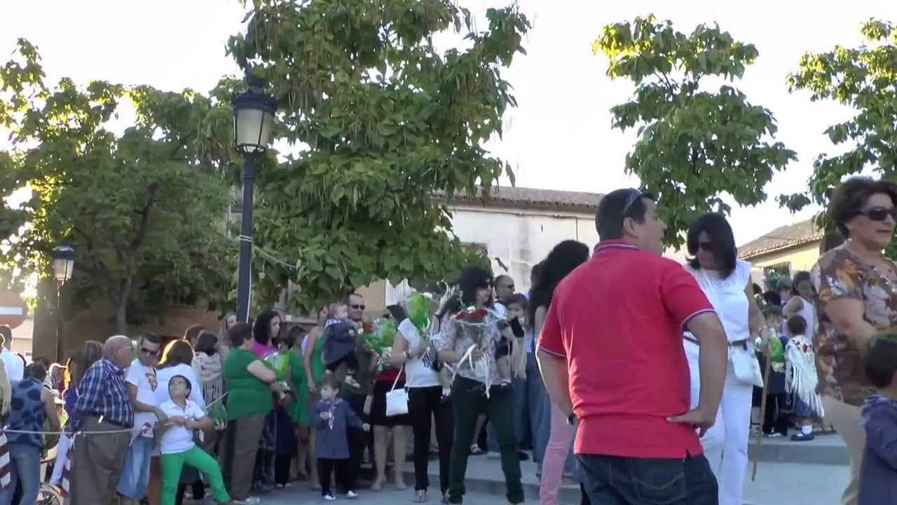 OFRENDA FLORAL BARGAS 2013