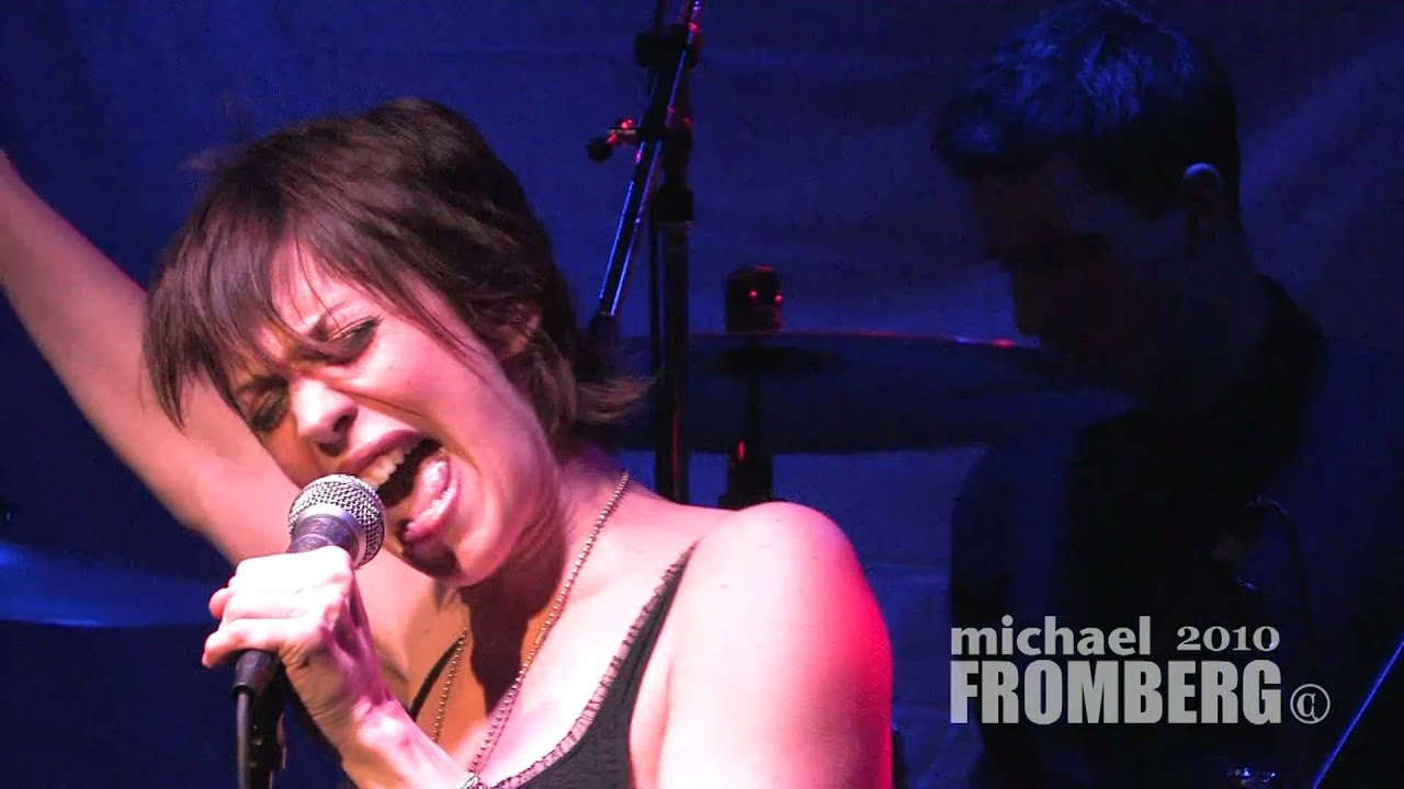 CHAPLYN - BANK (You can take that to da) - LIVE