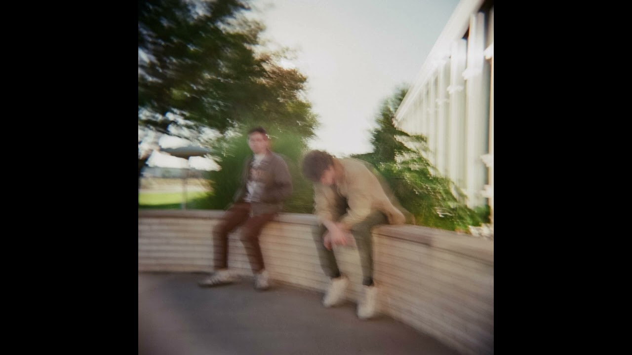 Watch Sightseeing - Fr? on YouTube Watch Sightseeing - Fr? on YouTube