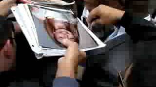 Tiff08 Dakota Fanning Mobbed By Autograph Guys At Pc