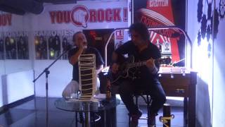 Una mentira llamada amor (Muro) Acústico de Juan Carlos y Jose Angel (Piruli) en Yourock