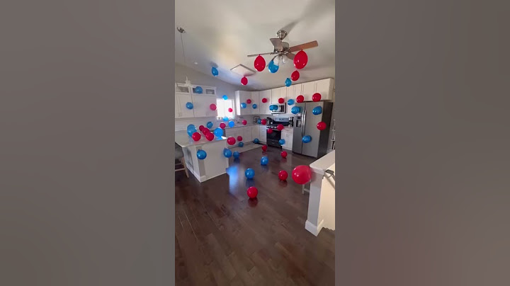BALLOON POPPING RACE 😂