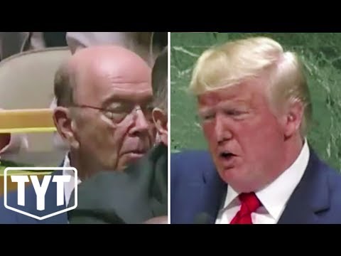 Videó: Wilbur Ross Aludt, Miközben Trump Beszélt