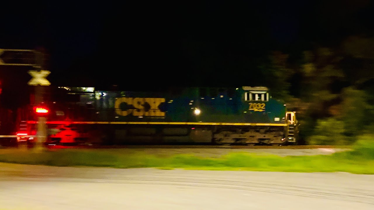 CSX I198-01 with CSXT CW44AC 7032 leading with a nice Weak NF K5LA on ...