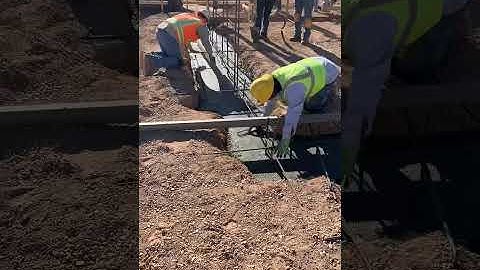 Pouring Earth Formed Footings on a 6,000 sf Modern House - week 2 - Design Build #shorts