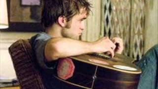 Never Think - Robert Pattinson Resimi