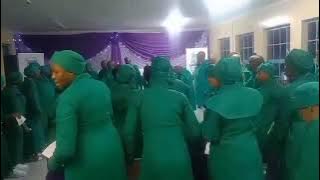 Azula zule avune eyodwa elahlekile emadlelweni