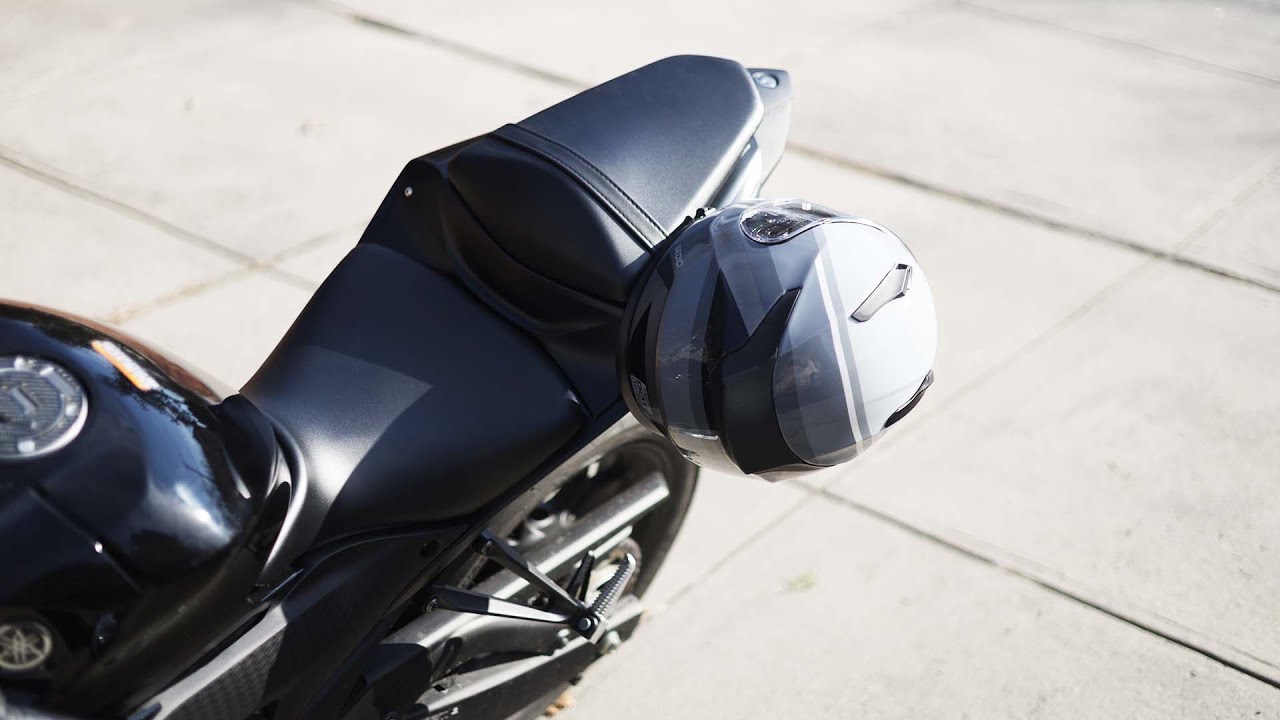 How To Carry Passenger Helmet On A Motorcycle!