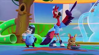 Scene For Elmos Being Green Beth Huynh Crossover For Beth Huynhs Backup