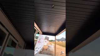 Instalando soffit y Board & Batten siding