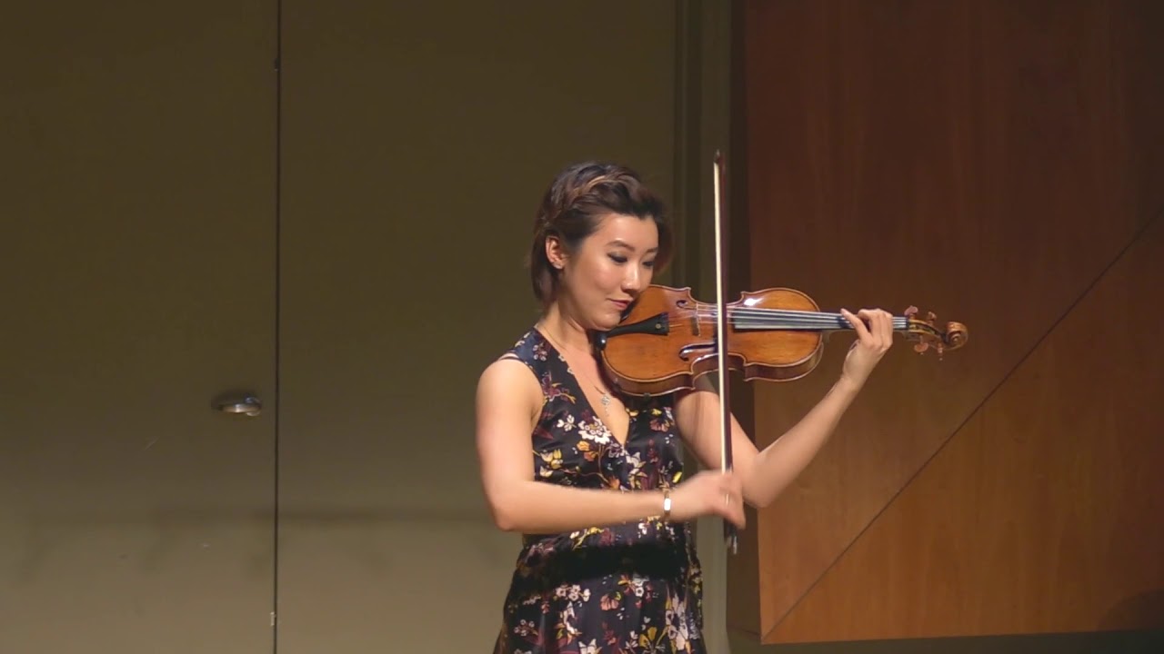 Bach Partita No. 3 Preludio for Solo Violin - YouTube
