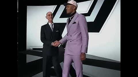 Jeremy Sochan 👊😈