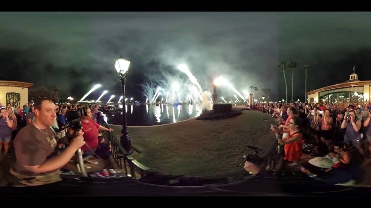 IllumiNations with 4th of July Finale at Epcot in 360°