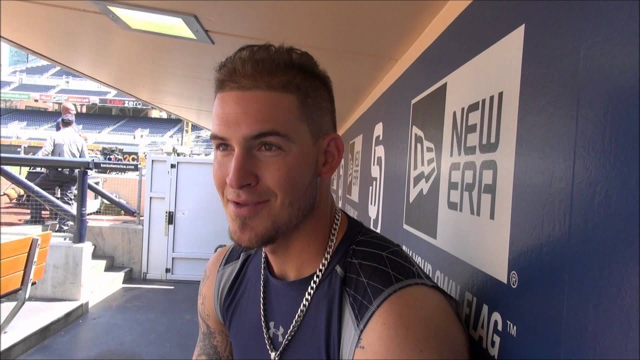 Yasmani Grandal on new Padres vibe, his swagger, Cross Fit